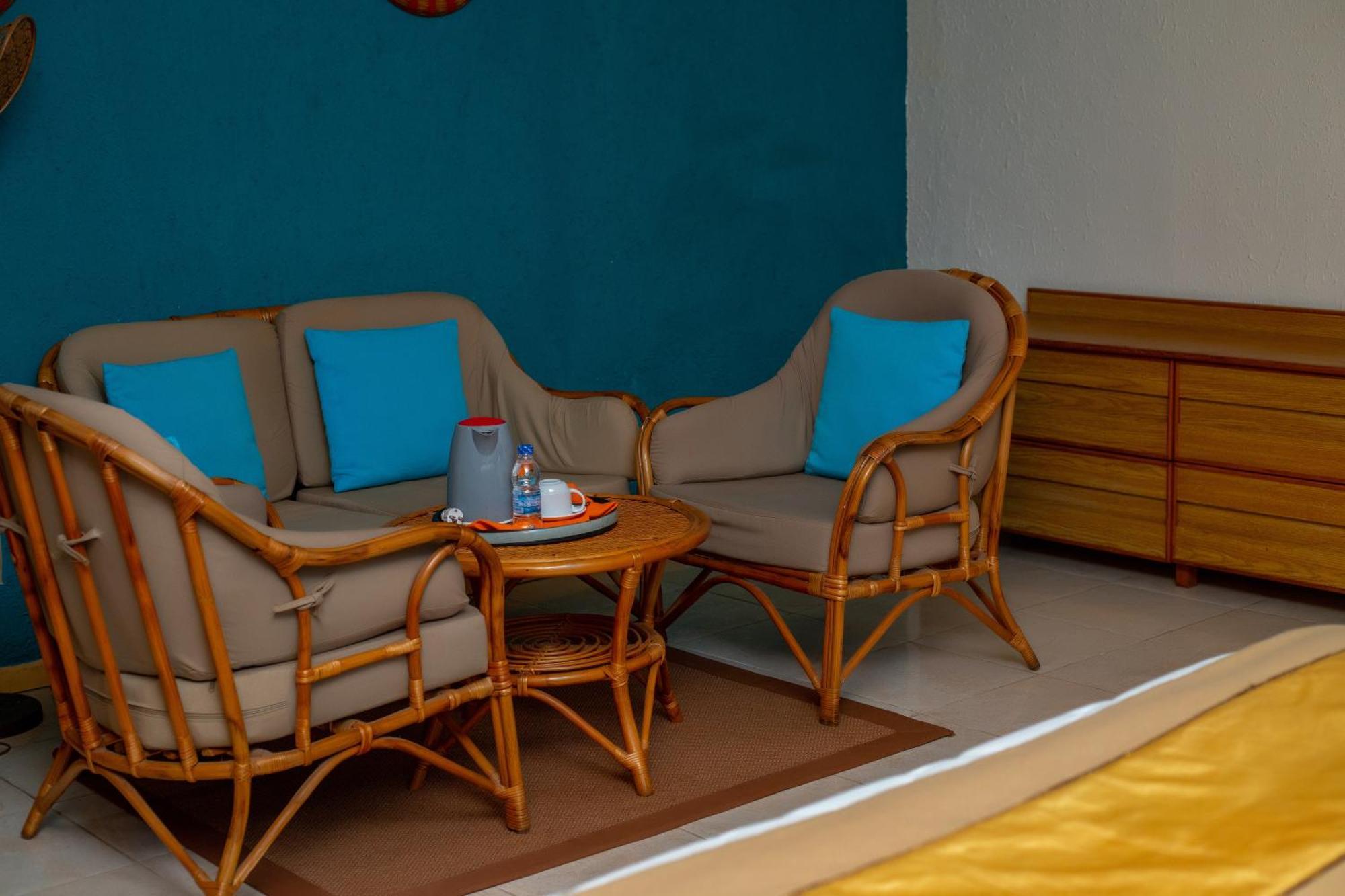 Hotel Le Marly Abidjan Luaran gambar